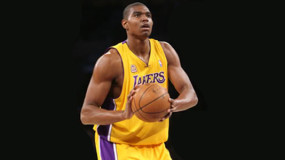 Andrew Bynum Undergoing Another Knee Surgery