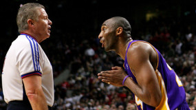 Even the Referee Can’t Stop Kobe Bryant