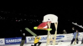 Snowboarding Dunk Contest [Video]