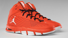 Carmelo to Debut Orange (Syracuse) Colorway of Melo M7 Futuresole on Friday