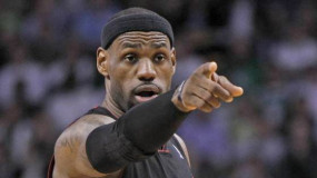 Video: Lebron Practicing His Newest Weapon – The Skyhook