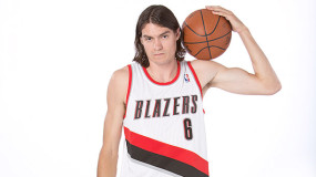 Adam Morrison Scores 9 Points in 11 Minutes for Blazers