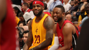 Dwyane Wade Joins Cavaliers With One-Year, $2.3 Million Deal