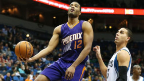 Suns Re-Sign Warren to Four-Year, $50 Million Deal