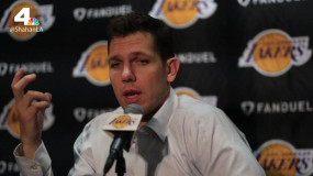 Walton: Lakers Who Shoot 3-Pointers Have to Make 100 in Practice