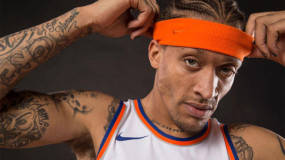 Michael Beasley Fouls Out in 10 Minutes, Gets Standing Ovation