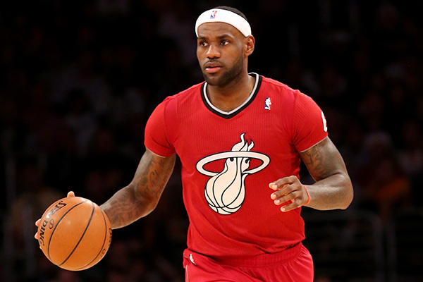 NBA may dump short-sleeve jerseys; LeBron James will be relieved
