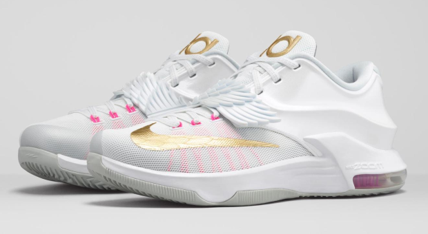 kyrie aunt pearl