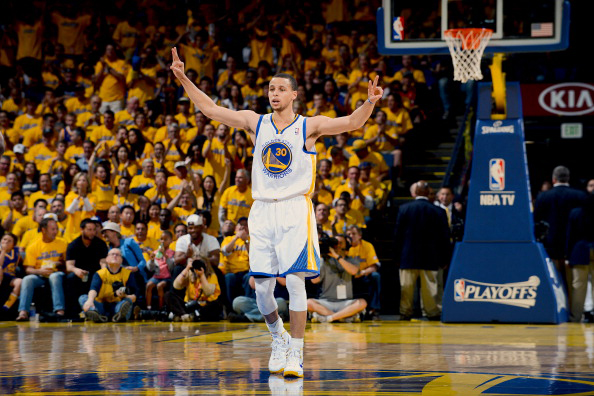 Steph Curry Breaks His Own 3-Point Record