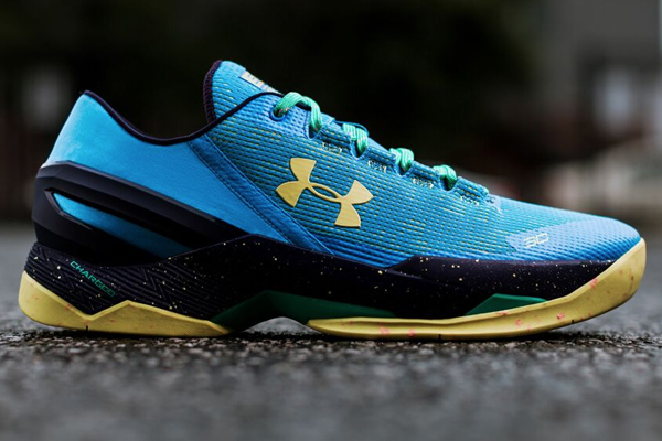 UA curry two low