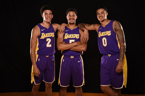 Lakers hire agency Sportfive to find new jersey sponsor, valued at