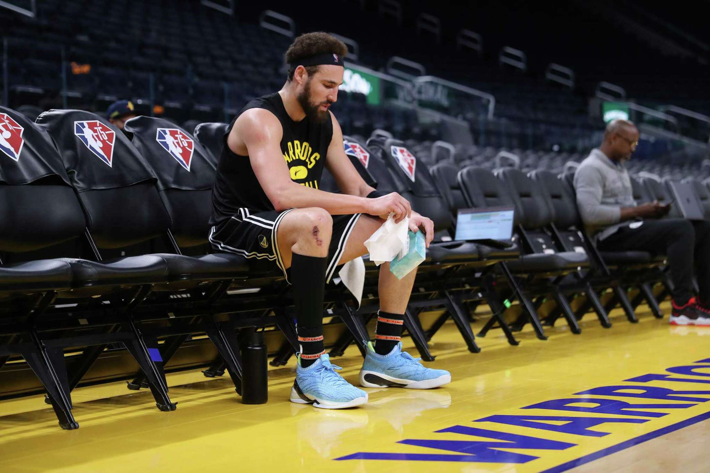NBA Finals: Klay Thompson out of Game 6 with apparent knee injury