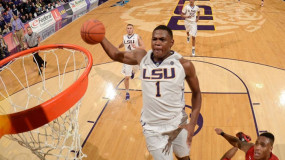 Watch: LSU’s Jarell Martin Does In Game “East Bay Funk Dunk”