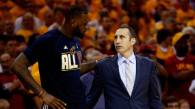 Cavaliers Coach David Blatt Held a Team Meeting Before Win Over Suns