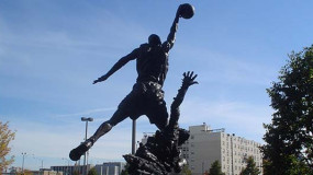 Michael Jordan: The Art of Hangtime