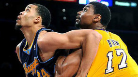 Nuggets Top Lackluster Lakers
