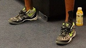 Kobe Bryant Wears Unreleased Mid-Cut Nike Kobe 8 System To Help With Injury Recovery