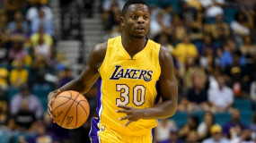 Watch: Julius Randle Posterizes Kenneth Faried with this Sick Reverse Dunk