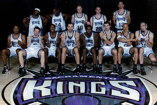 Sacramento Kings Photo, 2001-2002, Flipping the Bird, Candid Picture