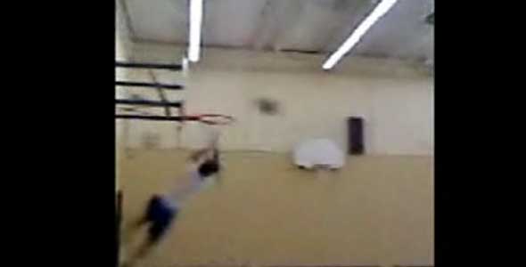 Epic Slam Dunk Fail [Video]