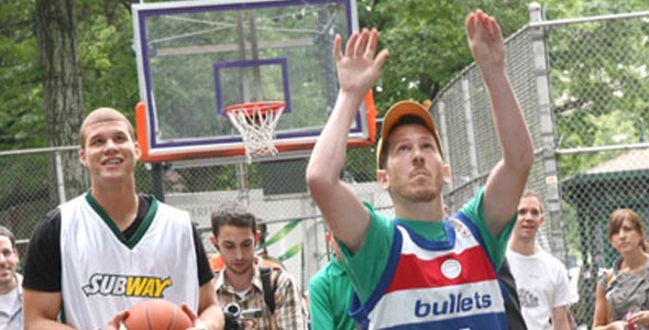 Blake Griffin Plays H.O.R.S.E. at “The Cage” in New York with Fan