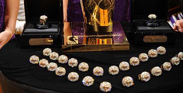 Video of the Day: Lakers Championship Ring Ceremony