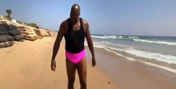 Shaq Loses Bet, Wears Pink Speedo on the Beach