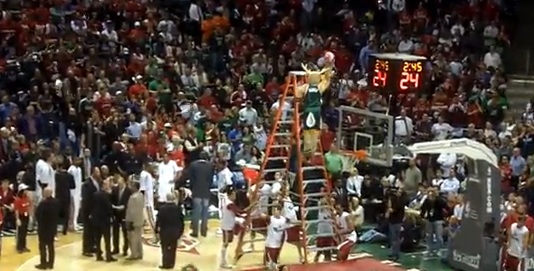 Bucks Mascot Must Be Drinking Tha Crazy Juice