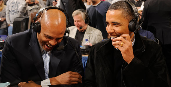 Clark Kellogg Plays President Obama in HORSE [Video]