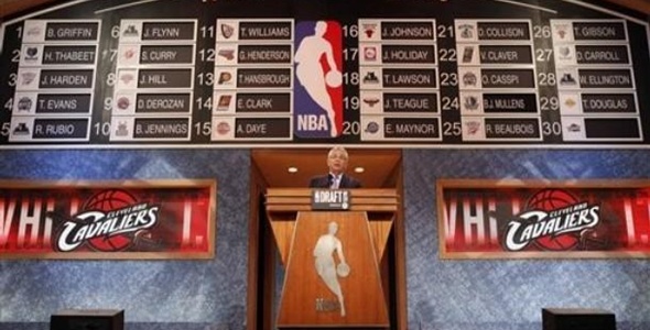 Division III Player Averaging 2 PPG Enters NBA Draft