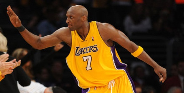Lamar Odom Breaks Michael Beasley’s Ankles [Video]