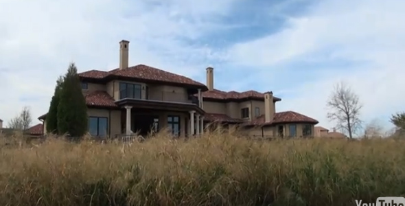 Kevin Durant’s Neighbor: Stalker or Part of a Marketing Campaign?