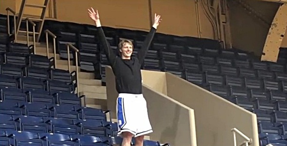 Duke’s Kyle Singler’s Trick Shot Video – “Kyle Gets Buckets”