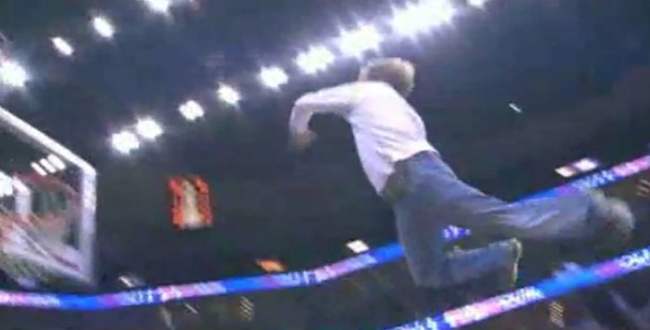 Ouch! Blazers Fan Dunks With His Face