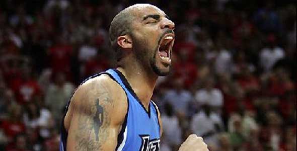Could Carlos Boozer and Dwight Howard Become Teammates?