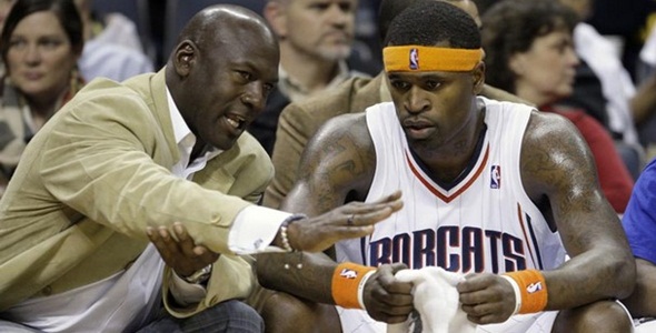 Michael Jordan Thinks Women Faint In His Presence
