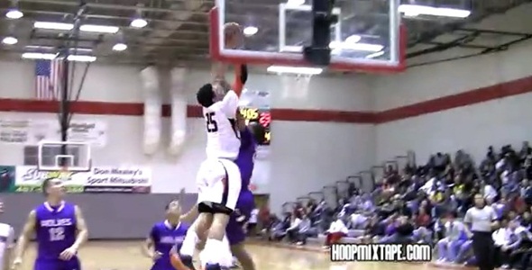 Austin Rivers Destroys Defender, Gets Tech for Taunting [Video]