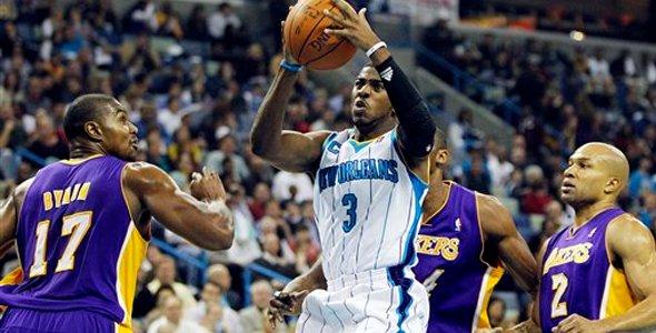 Chris Paul Tests Out Bynum’s Bad Knee