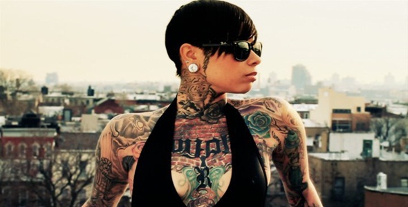 JR Smith’s Girl Has More Tats Than He Does