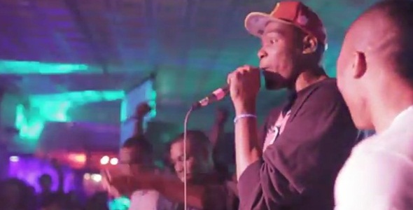 Kevin Durant Spits Bars at the Club