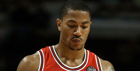 Derrick Rose Channels MJ’s Legendary Baseline Drive