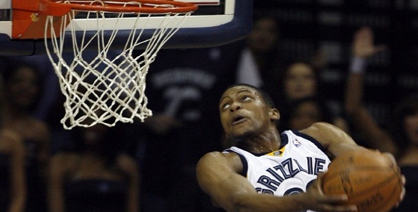 Rudy Gay Dunks On a 25 Ft Rim
