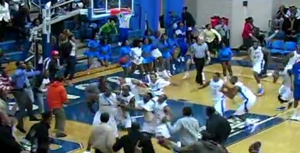 Video: Insane NCAA Halfcourt Buzzer Beater
