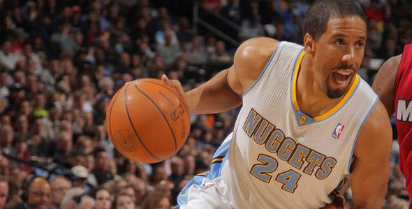 NBA Trade Rumors: LA Lakers Must Forget Dwight Howard and Land a Point Guard