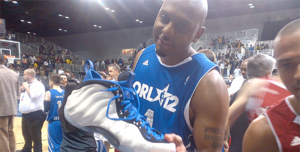 Penny Hardaway Debuts Foamposites During Celebrity All-Star Game