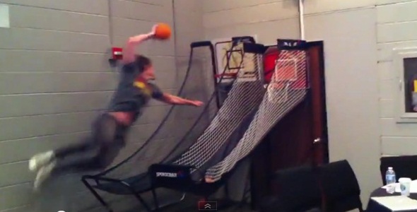 Video: Idiotic Guy Dunking In Pop-A-Shot
