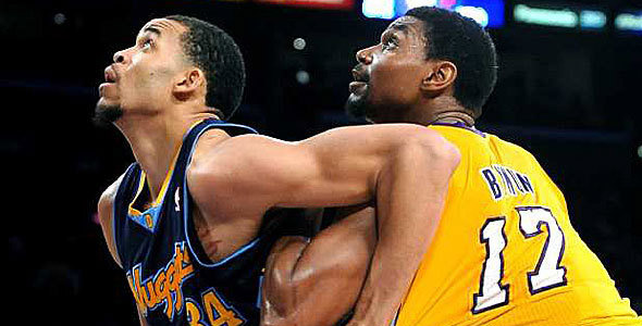 Nuggets Top Lackluster Lakers
