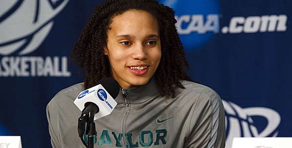 Video: Britney Griner vs Air Up There Dunk Contest