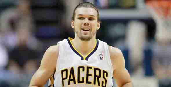 Timberwolves Sign Lou Amundson