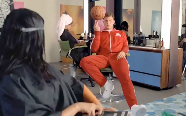Video: Blake Griffin Visits His Younger Self in Kia Ads